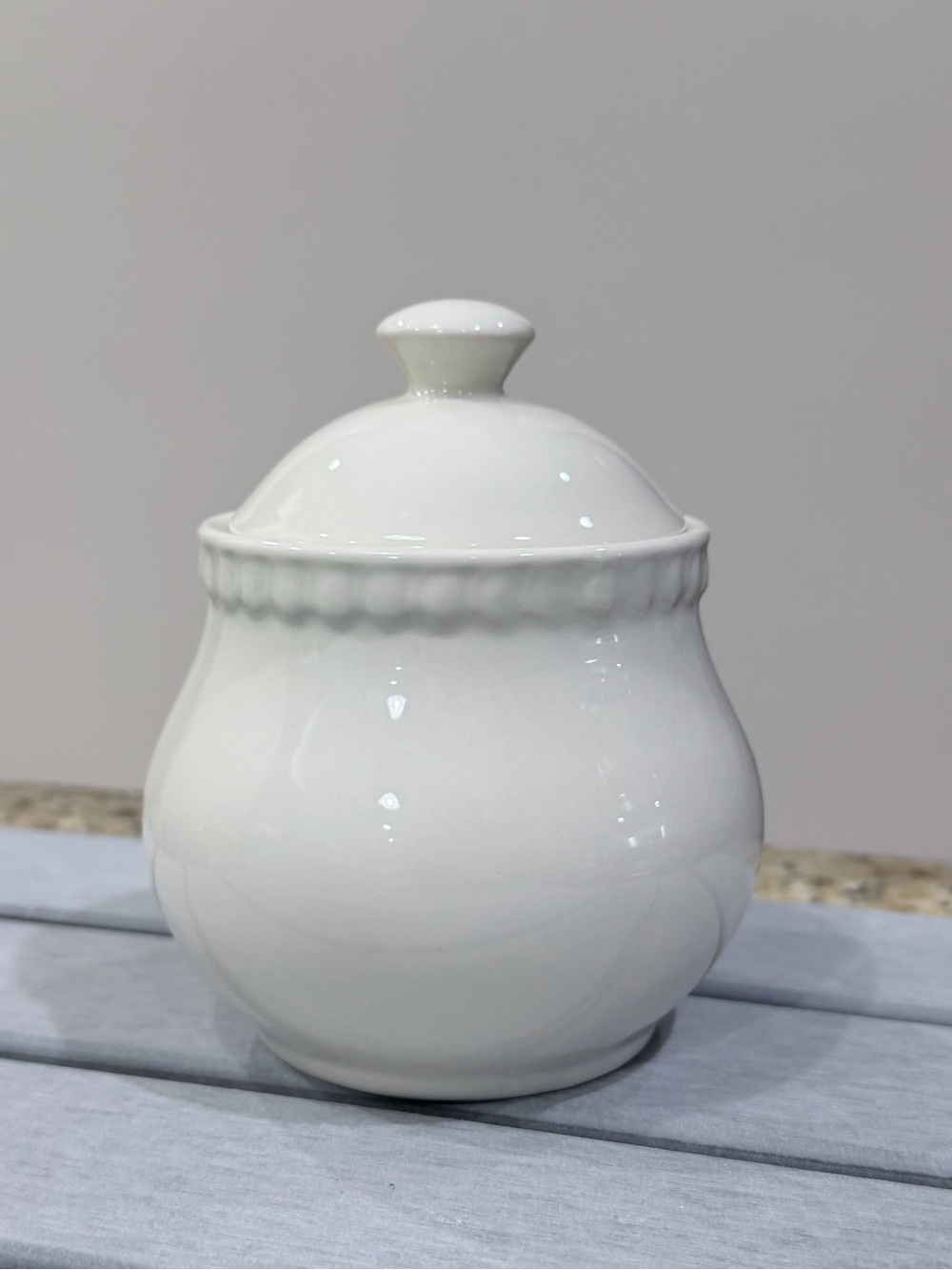 Portsmouth sugar bowl w/ lid by Royal Stafford